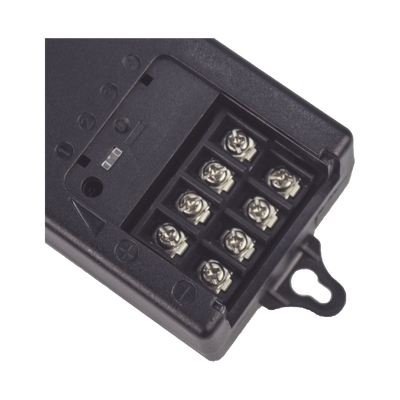 Fuente de Alimentación de 12 Vcc @ 5A / 4 Cámaras / FILTRO DE RUIDO ESPECIAL PARA CAMARAS 4K / Fusible Reseteable Inter Construido PTC / Protección Contra Sobre-Tensiones y Contra Cortocircuito / Recomendado para cámaras 4K. - Image 7