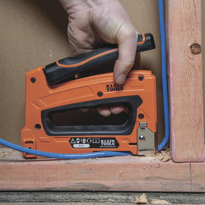 Grapadora para Cables de Voz, Datos y Video (UTP) a Madera / Tablaroca. Compatible con grapas 450-001, 450-002, 450-003 - Image 8