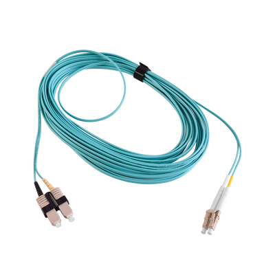 Jumper de Fibra Óptica Multimodo 50/125 XGLO OM3, LC-SC Duplex, OFNR, Color Aqua, 10 Metros