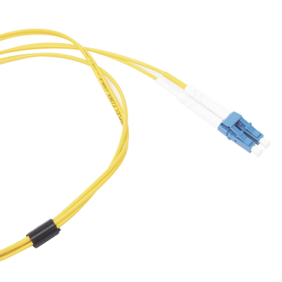 Jumper de Fibra Óptica Monomodo (OS2), XGLO, Riser, LC/UPC-LC/UPC Duplex, OFNR, Color Amarillo, 1 Metro - Image 3