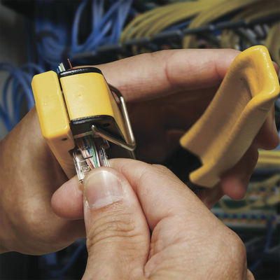 Ponchadora/Pelacables/Cortacables con Matraca para Conectores Pass-Thru RJ45 - Image 5